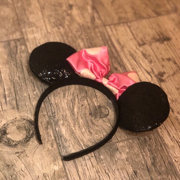 minnie mouse disneyland headband bow and ears - Picture 2 of 3